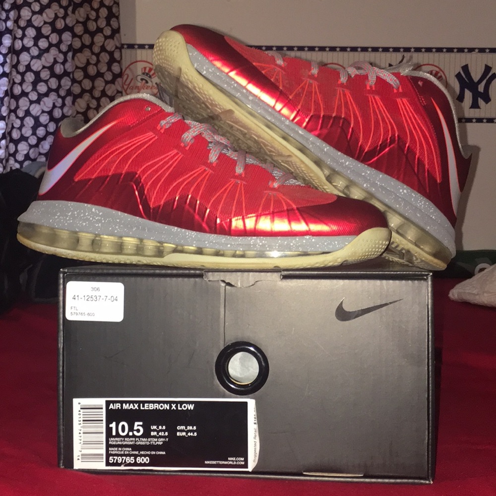 Air Max Lebron X Low.